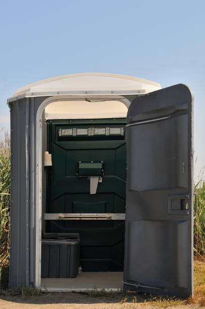 Best Portable restroom trailer rental  in Green Valley, AZ